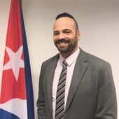 Intervista al Console di Cuba: “Investire a Cuba? Un’occasione unica nel paese più bello del mondo” Intervista al Console di Cuba: “Investire a Cuba? Un’occasione unica nel paese più bello del mondo”