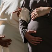L’ardua impresa di essere madri in Italia. Il 20% delle donne smette di lavorare dopo la maternità.