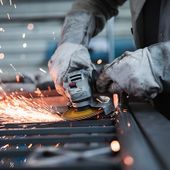 Produzione industriale in recupero Produzione industriale in recupero