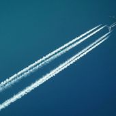 Viaggi aerei, l’UE tutela i passeggeri: rimborsi più alti e bagaglio a mano gratuito!