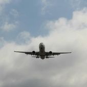 Trasporto aereo in crisi: impatti a catena su partite IVA e PMI Trasporto aereo in crisi: impatti a catena su partite IVA e PMI