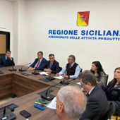 Semiconduttori, l’accordo per il polo STMicroelectronics: 300 milioni dalla Regione e migliaia di nuovi posti a Catania Semiconduttori, l’accordo per il polo STMicroelectronics: 300 milioni dalla Regione e migliaia di nuovi posti a Catania