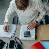 Imu, Tari e multe: la rottamazione divide l’Italia. Cosa cambia per partite Iva e PMI Imu, Tari e multe: la rottamazione divide l’Italia. Cosa cambia per partite Iva e PMI