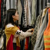 Il boom del second hand: scelta sostenibile o necessità economica? Il boom del second hand: scelta sostenibile o necessità economica?