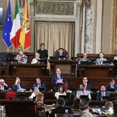 Schifani tira le somme all'Ars: "Dal disavanzo di 4 miliardi a una Sicilia più credibile. Ora completiamo il risanamento" Schifani tira le somme all'Ars: "Dal disavanzo di 4 miliardi a una Sicilia più credibile. Ora completiamo il risanamento"