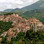 Turismo, piccoli borghi e agricoltura: lo sviluppo dei territori passa dalla sostenibilità, ma serve una strategia comune