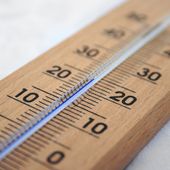 Consumi: Fismo Confesercenti, il caldo scioglie i saldi invernali, vendite in calo per sette negozi su dieci. “Cambiamo date e regole per salvare le vendite di fine stagione”