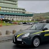 Ispezioni pilotate e truffa, arrestati docenti e dirigenti Asp Catanzaro