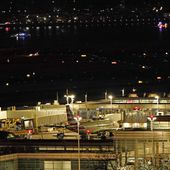 A Washington aereo si scontra con elicottero militare, diversi morti