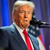 Trump sospende i dazi sul Messico per un mese