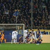 La Roma vince a Parma 1-0 con una magia di Soulè