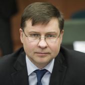 Dazi, Dombrovskis “Rischio è che Pil mondiale crolli del 7%”