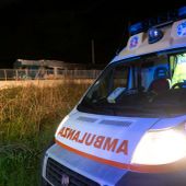 Auto contro un albero, morti quattro giovanissimi nel tarantino