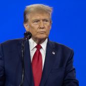 Trump “Trasferite aziende negli Stati Uniti, zero dazi”
