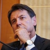 Governo, Conte “Stanno distruggendo l’economia”