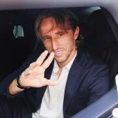 Ufficiale Modric al Milan, avrà la maglia numero 14