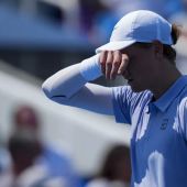 Sinner costretto a ritirarsi a Cincinnati, Alcaraz vince 22esimo titolo