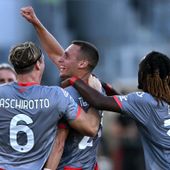 Cremonese regina per una notte, il Sassuolo cede 3-2