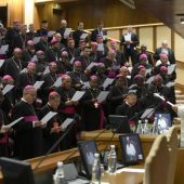 Papa Leone ai vescovi “Affrontate abusi, non vanno messi in un cassetto”