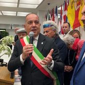 Arriva a Chicago la mostra “Palermo rifiorisce con Santa Rosalia” Arriva a Chicago la mostra “Palermo rifiorisce con Santa Rosalia”