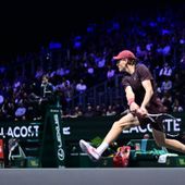 Buon esordio per Sinner a Parigi, Sonego vince il derby con Musetti Buon esordio per Sinner a Parigi, Sonego vince il derby con Musetti