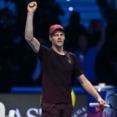 Sinner ancora re dei “Maestri”, Alcaraz ko in 2 set a Torino