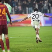 La Juventus vince ancora, battuta la Roma 2-1