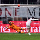 Leao pareggia al 92°, Stanciu sbaglia il rigore al 99°, Milan-Genoa 1-1 Leao pareggia al 92°, Stanciu sbaglia il rigore al 99°, Milan-Genoa 1-1