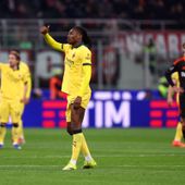 Leao risponde a Nico Paz, il recupero Milan-Como finisce 1-1 Leao risponde a Nico Paz, il recupero Milan-Como finisce 1-1