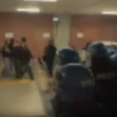 Disordini durante le manifestazioni a Torino, 18 misure cautelari ad antagonisti Disordini durante le manifestazioni a Torino, 18 misure cautelari ad antagonisti