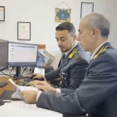 Maxi sequestro da 2,2 milioni di euro a imprenditore vicino a clan Casalesi Maxi sequestro da 2,2 milioni di euro a imprenditore vicino a clan Casalesi