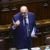 Iran, Crosetto “Dialogo continuo per evitare ogni spiralizzazione del conflitto” Iran, Crosetto “Dialogo continuo per evitare ogni spiralizzazione del conflitto”