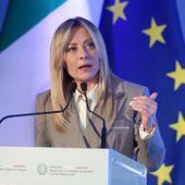 Meloni “Non esistono politiche femminili ma visione femminile della politica” Meloni “Non esistono politiche femminili ma visione femminile della politica”