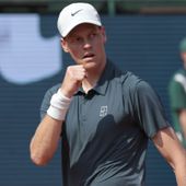 Sinner re a Montecarlo, batte Alcaraz e torna numero 1 del mondo Sinner re a Montecarlo, batte Alcaraz e torna numero 1 del mondo