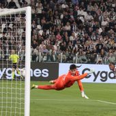 Bologna battuto 2-0, pass Champions più vicino per la Juve Bologna battuto 2-0, pass Champions più vicino per la Juve