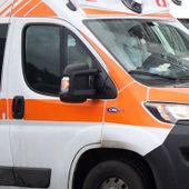Dramma a Catanzaro, si getta dal balcone con i figli: muoiono mamma e due bimbi