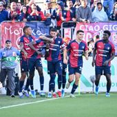 Cagliari show: 3-2 all’Atalanta e salvezza sempre più vicina Cagliari show: 3-2 all’Atalanta e salvezza sempre più vicina