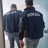 Arrestato a Lecce giovane anarchico, sequestrato manuale per ordigni
