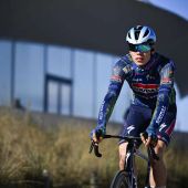 Magnier vince in volata a Burgas, è la prima maglia rosa del Giro