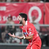 Il Monza torna in Serie A, Catanzaro vince 2-0 ma non basta Il Monza torna in Serie A, Catanzaro vince 2-0 ma non basta