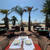 Marina di Pietrasanta, inaugurato il Tala Beach. Più di mille gli ospiti Marina di Pietrasanta, inaugurato il Tala Beach. Più di mille gli ospiti