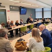 Accordo per il rinnovo del contratto dei ministeri, aumenti medi mensili 160 euro Accordo per il rinnovo del contratto dei ministeri, aumenti medi mensili 160 euro