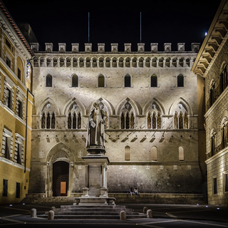 Titolo: Mps aumenta la posta: con l’86,48 % dei voti parte la scalata a Mediobanca
