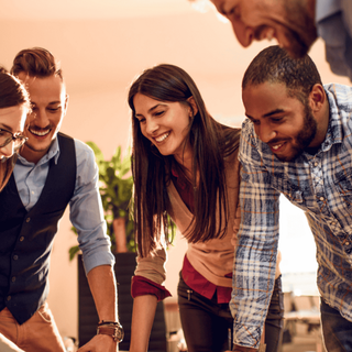 Torna “Siete presente”, il bando che investe sul volontariato dei giovani toscani