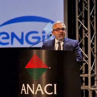 Rincari in arrivo, bollette alle stelle. Fino a 312 euro in più a famiglia