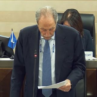Manovra da 4,37 miliardi, Bardi: “Sanità e caro-energia le nostre priorità”