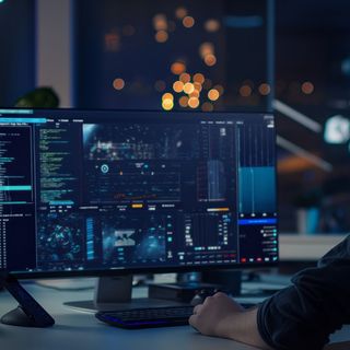 L'illusione del software gratis: l'IA rende i programmatori più costosi (e rari)