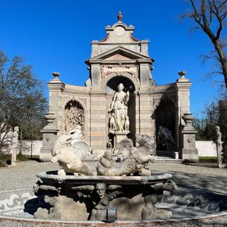 Villa Arconati, una passeggiata tra arte e botanica: nuova visita guidata nel giardino monumentale