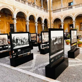 Palermo 125, la storia rosanero diventa mostra: nel chiostro della Biblioteca regionale un viaggio tra calcio e memoria collettiva