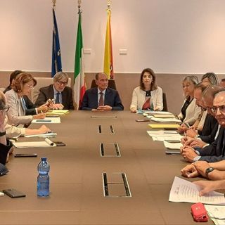 Schifani incontra i sindacati: "Vicini al personale. Direttive per il nuovo contratto e 10 milioni per il welfare"